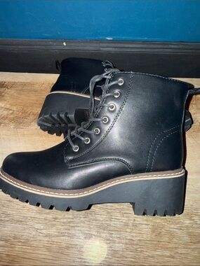 Size 7 Forever Black Lace & Zip Up Boot.  New without Tags